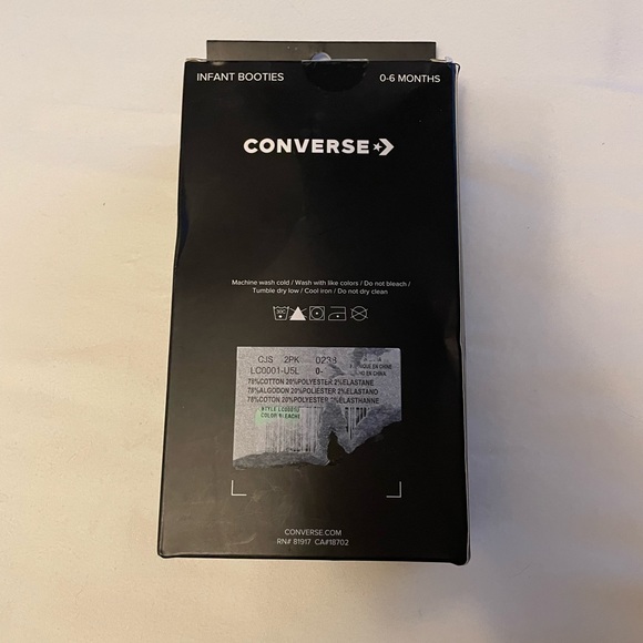 NWT Converse infant booties 0-6 month - Picture 5 of 9